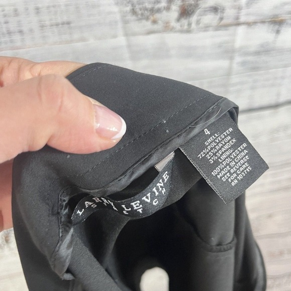 Larry Levine Skirt size 4 Classic Black Straight Kneed Layers Career Washable - Picture 9 of 9